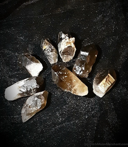 A Satanic Witch's Guide To Working With Crystals