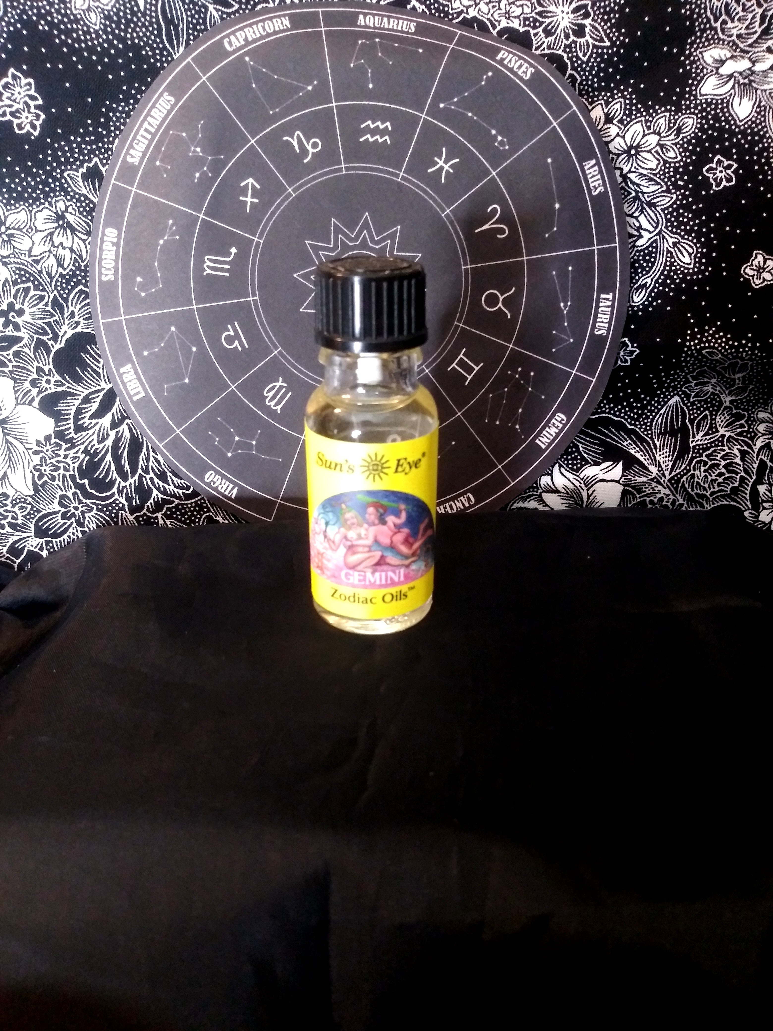 Gemini Zodiac Oil (May 21 - June 20)