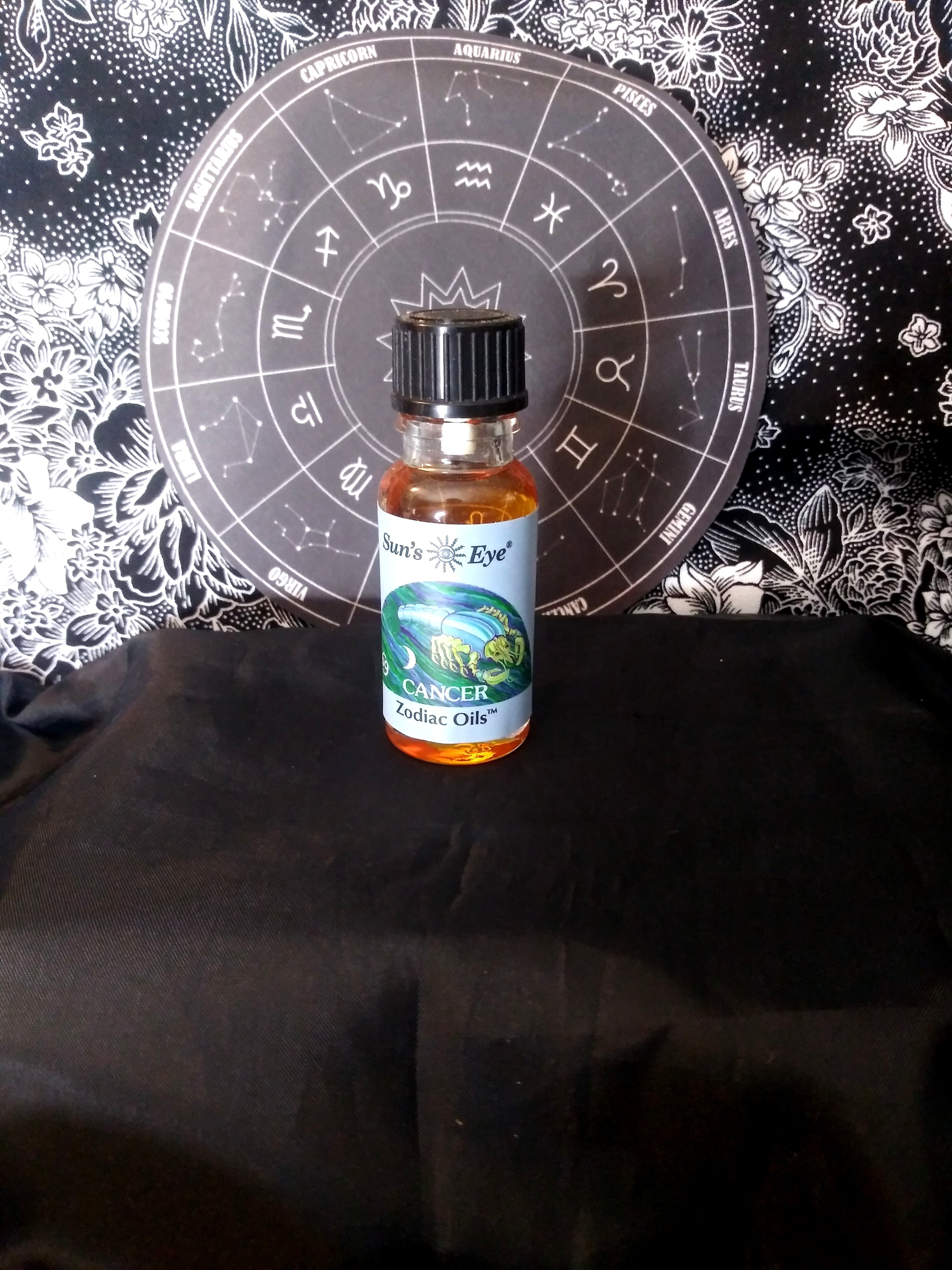 Cancer Zodiac Oil (June 21 - July 22)