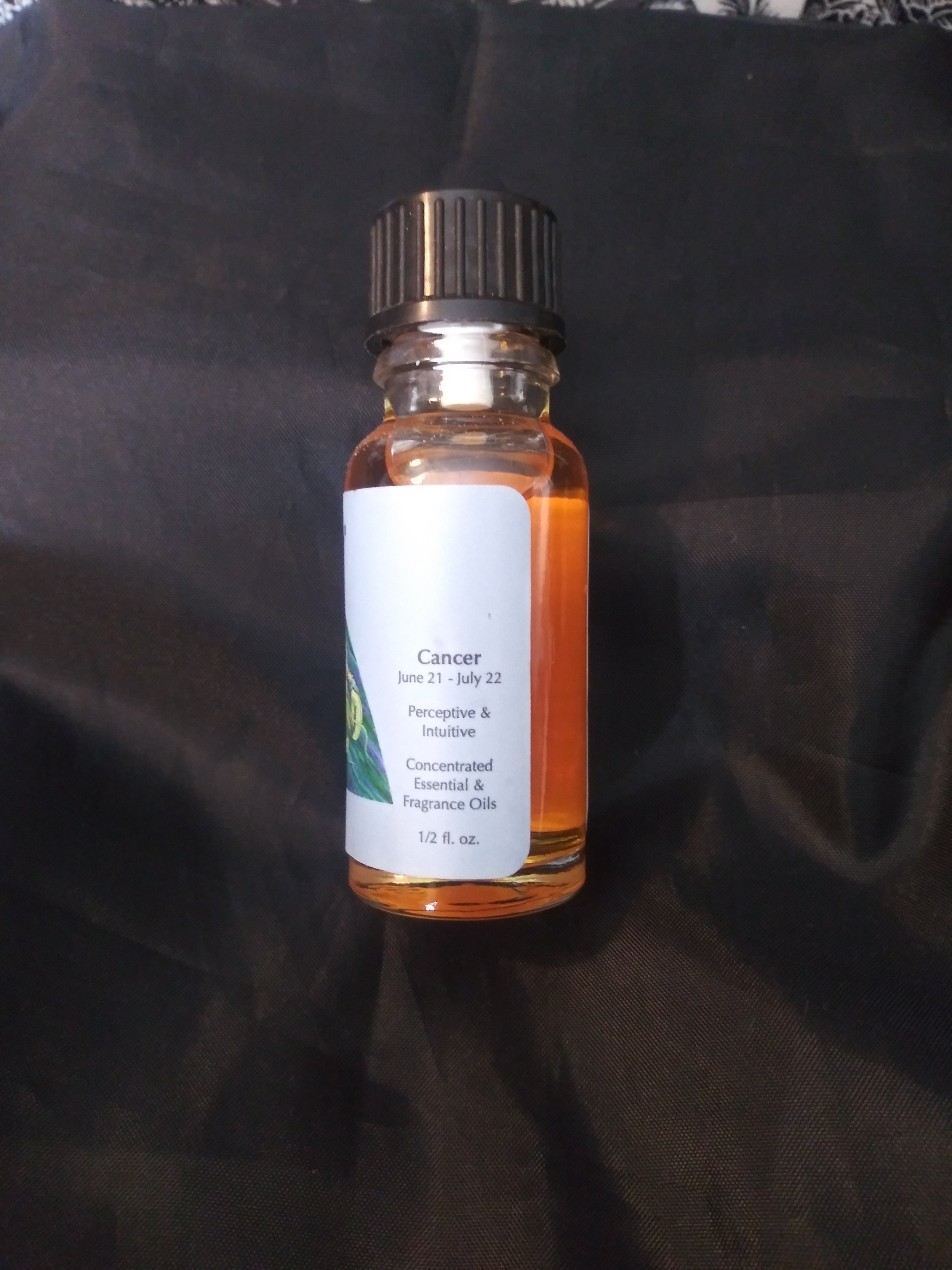 Cancer Zodiac Oil (June 21 - July 22)