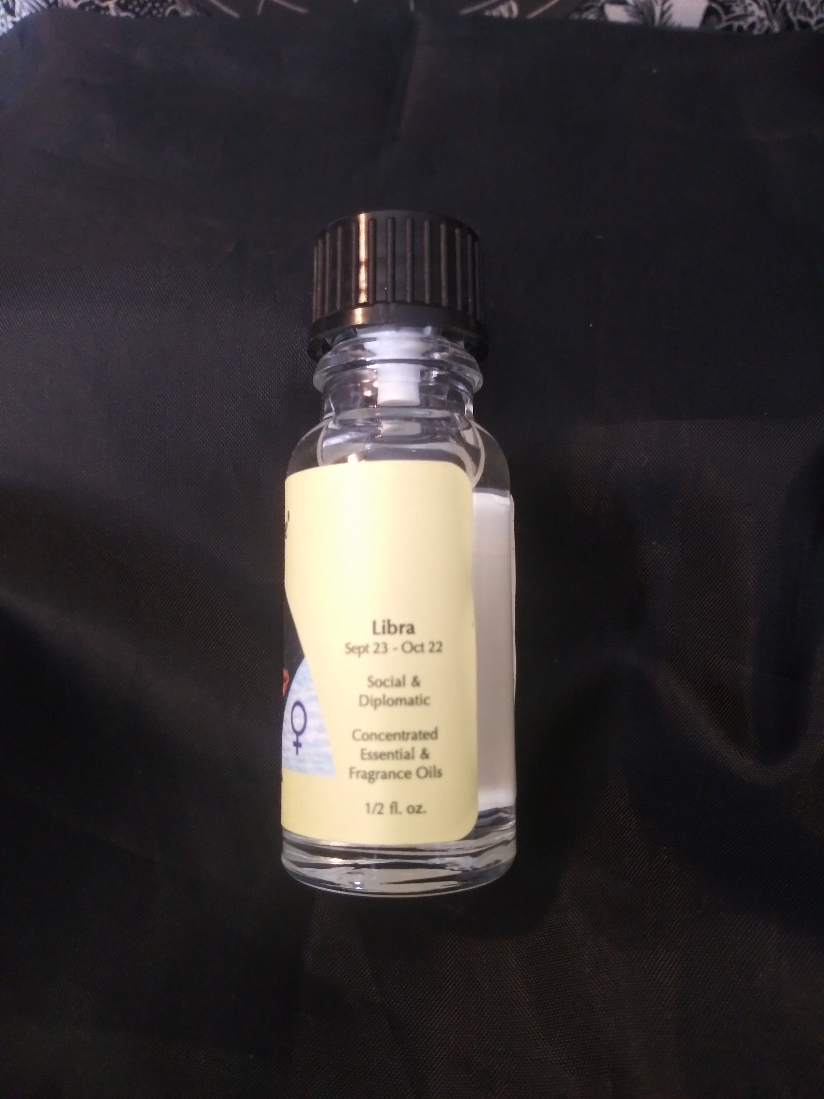 Libra Zodiac Oil (September 23 - October 22)