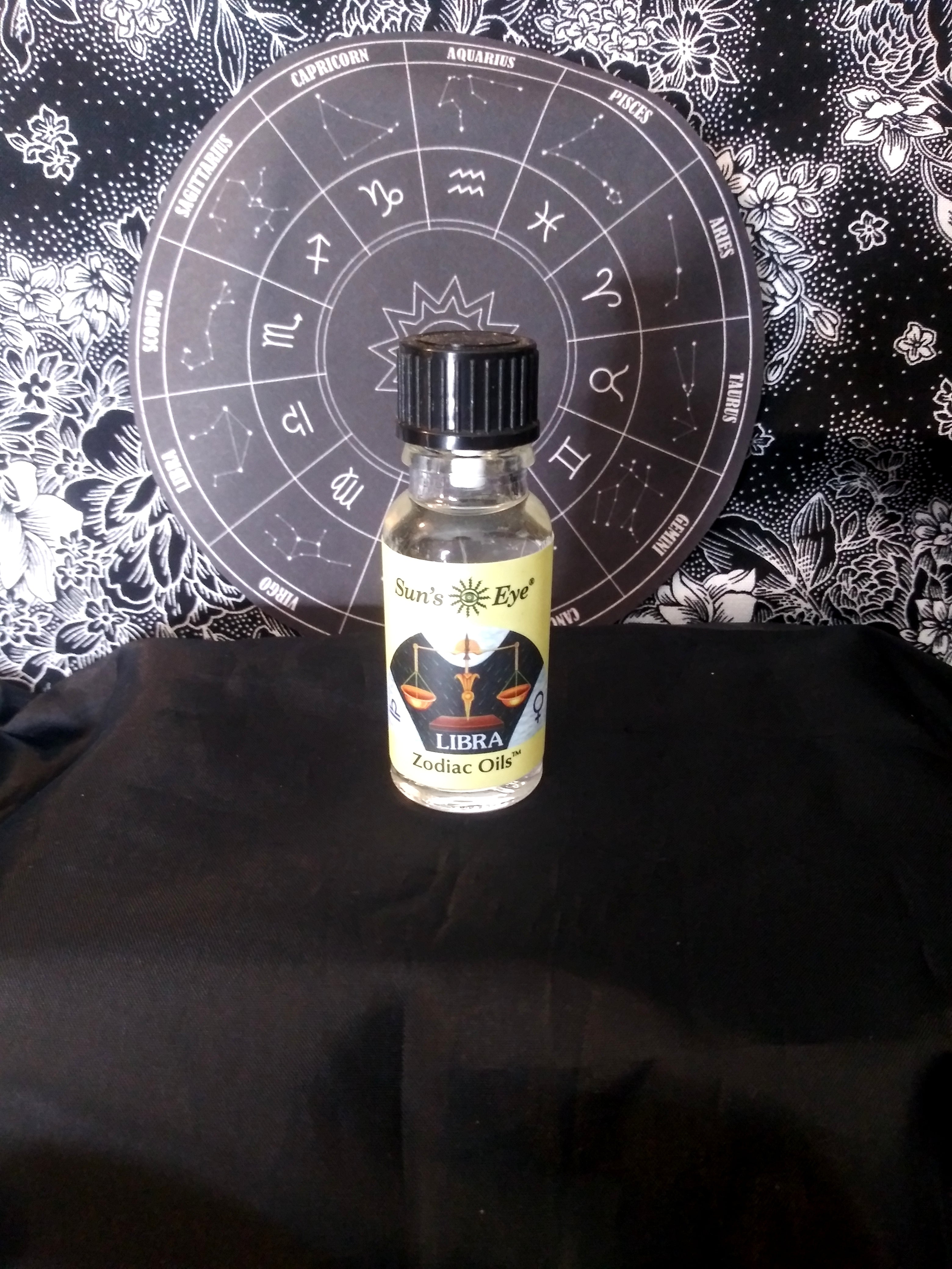 Libra Zodiac Oil (September 23 - October 22)