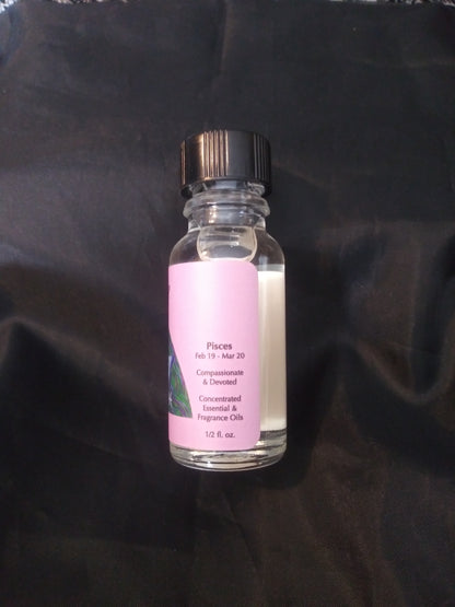 Pisces Zodiac Oil (February 19 - March 20th)