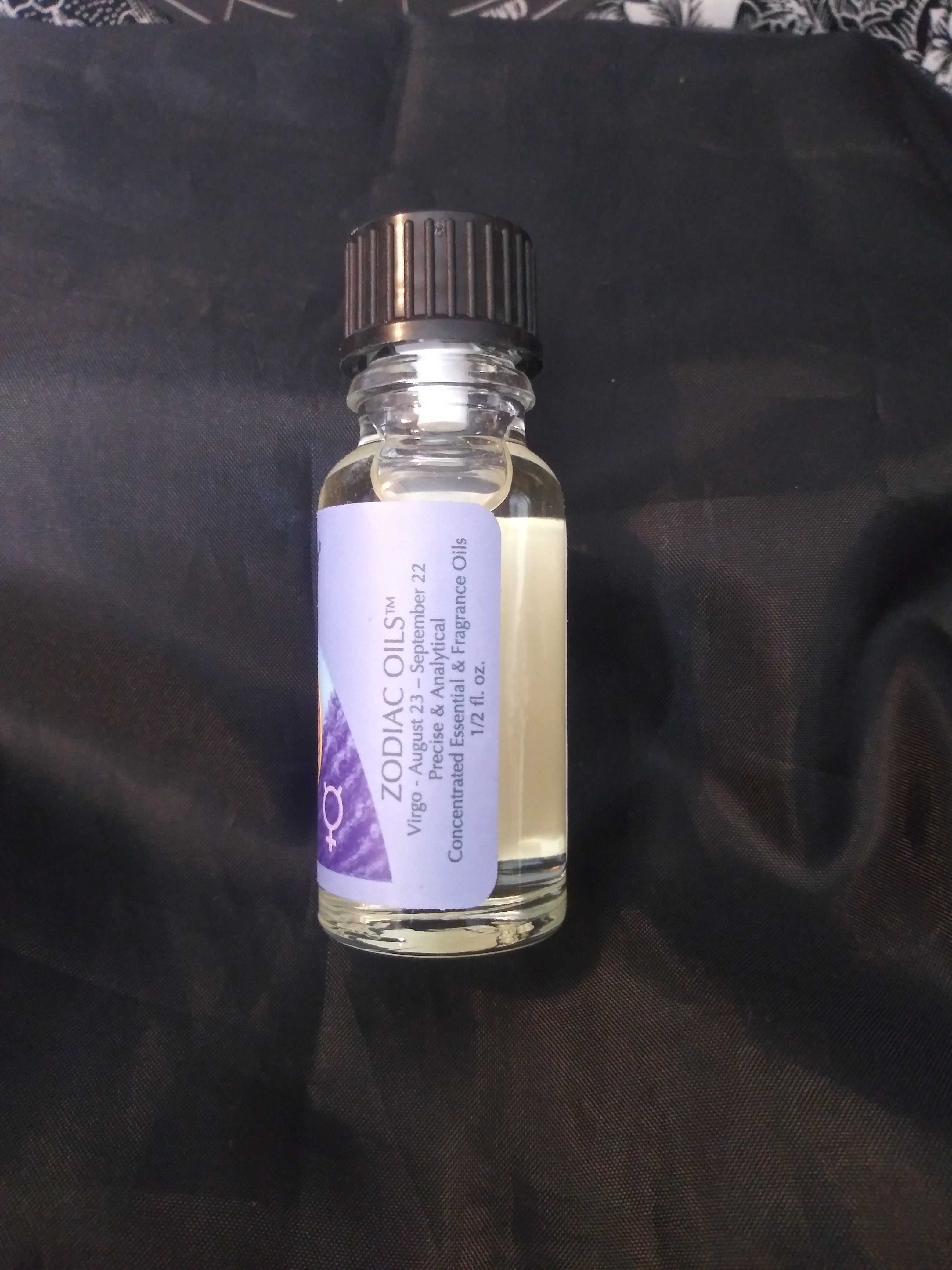 Virgo Zodiac Oil (August 23 - September 22)